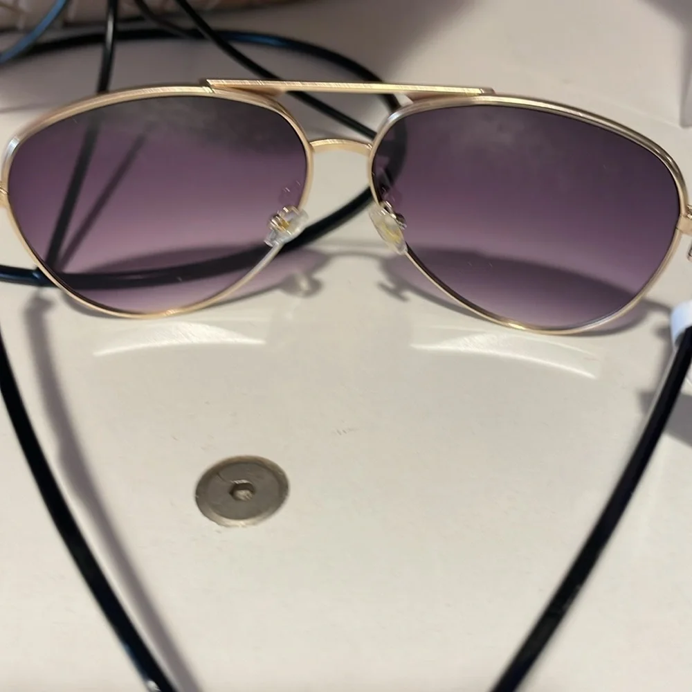 Gold frame aviators Sunglasse‎